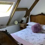Le Petite Barn